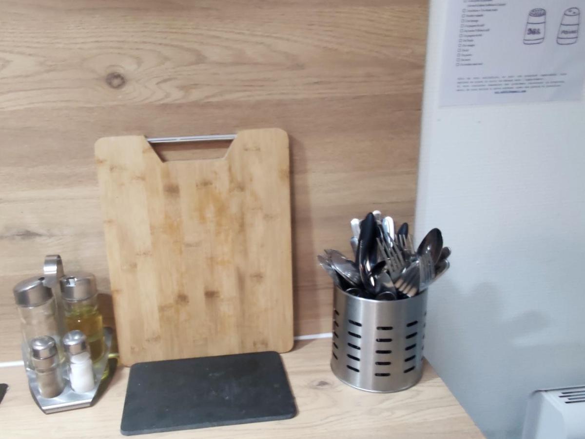 Agreable Et Fonctionnel 2 Pieces Apartment Denain Bagian luar foto